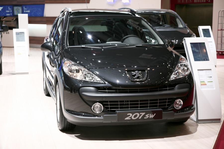  Peugeot 207 SW OutDoor 2008 года  (фото 6 из 68)